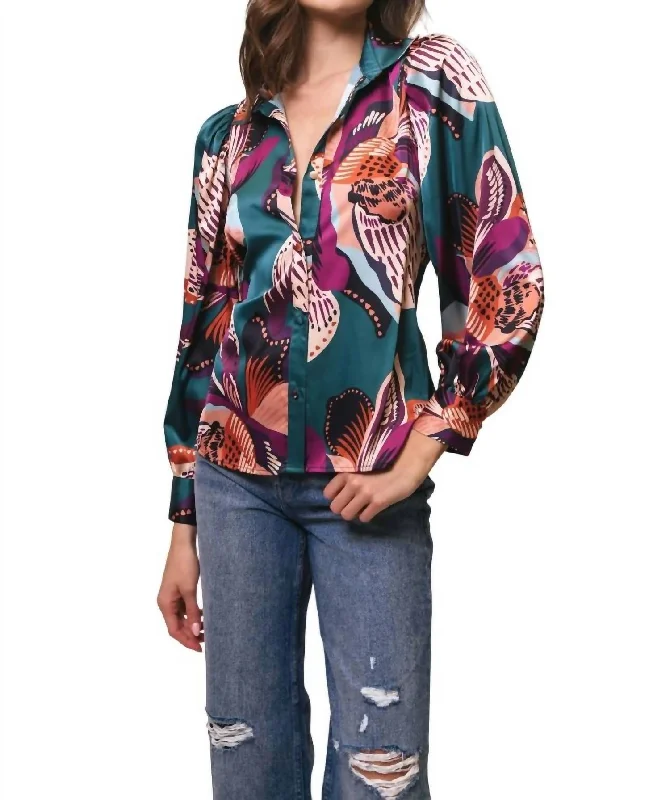 Mega Sale Kaylen Blouse In Teal Jungle Floral