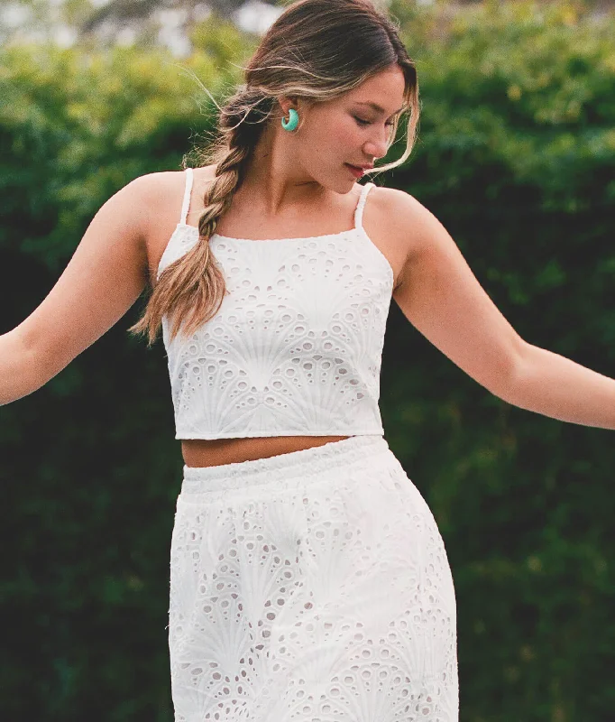 Dive Into Trendy Styles The Santiago Crop Top - Eyelet - White