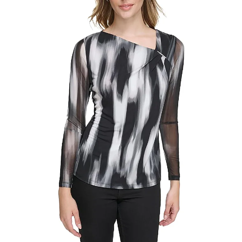 Free Spirited Fashion Womens Printed Asymmetric Neck Blouse